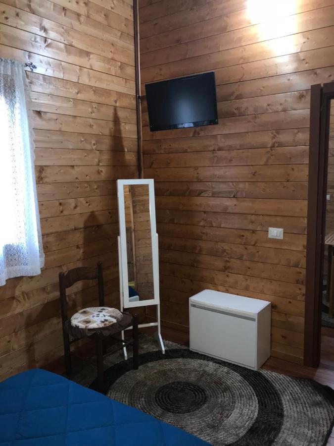 Chalet Impero Villa Scauri  Exterior photo