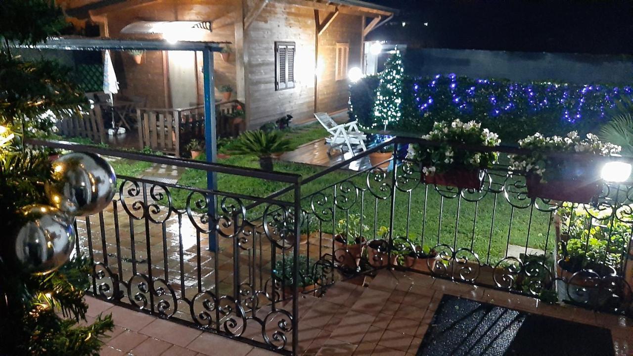 Chalet Impero Villa Scauri  Exterior photo